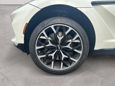 2021 Aston Martin DBX Base