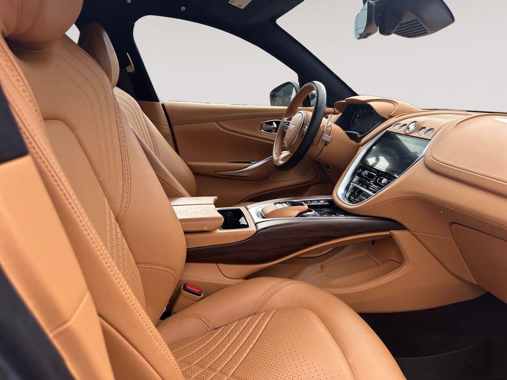 2021 Aston Martin DBX Base