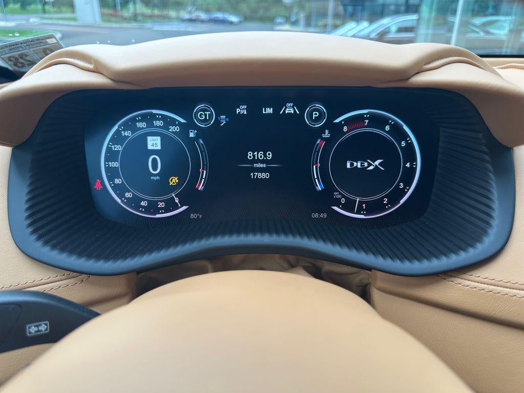 2021 Aston Martin DBX Base