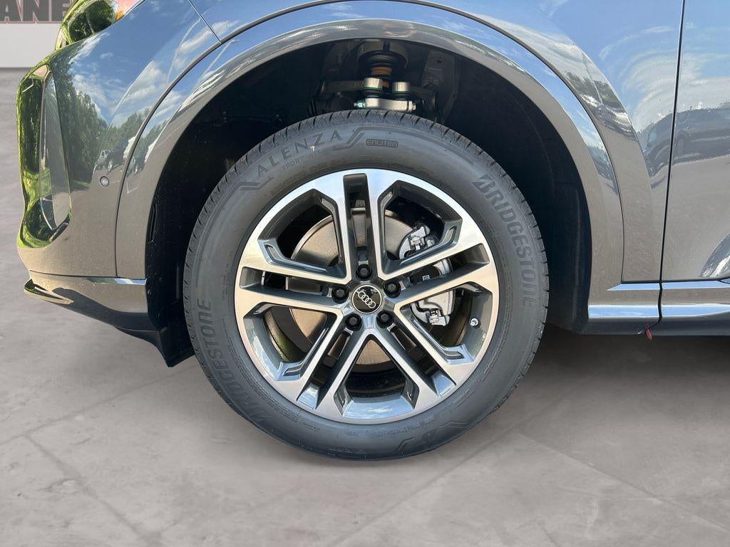 2026 Audi Q5 Premium TFSI quattro S tronic