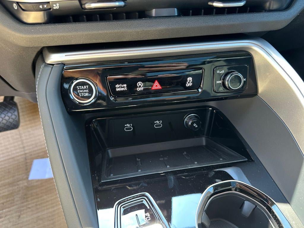 2026 Audi Q5 Premium TFSI quattro S tronic