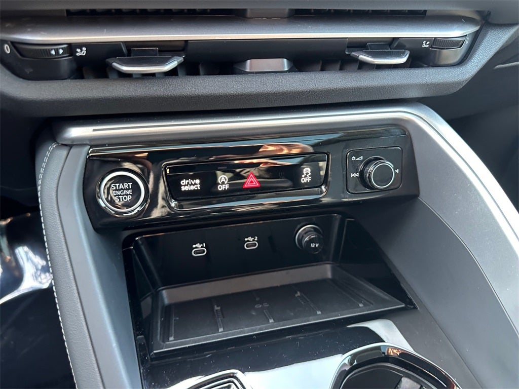 2025 Audi Q5 2.0T Premium quattro