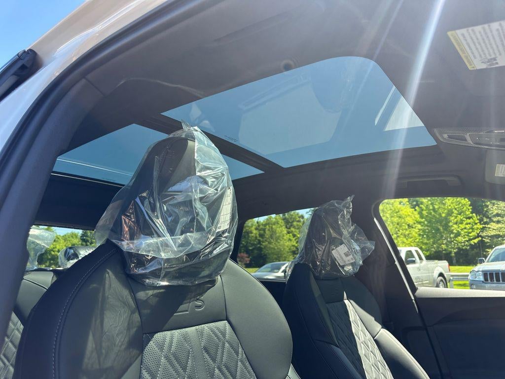 2026 Audi SQ5 Premium Plus TFSI quattro S tronic