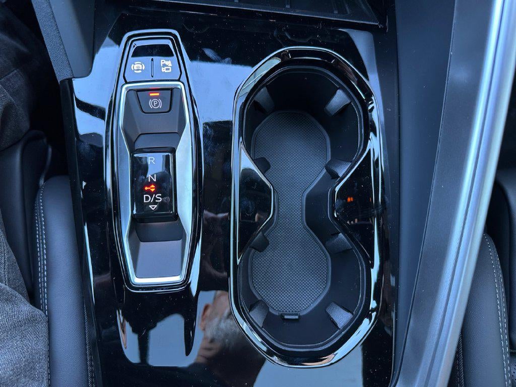2026 Audi SQ5 Premium plus