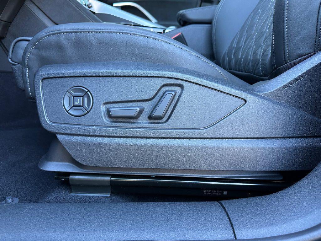 2026 Audi SQ5 Premium plus