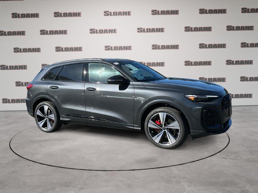 2026 Audi SQ5 Premium plus
