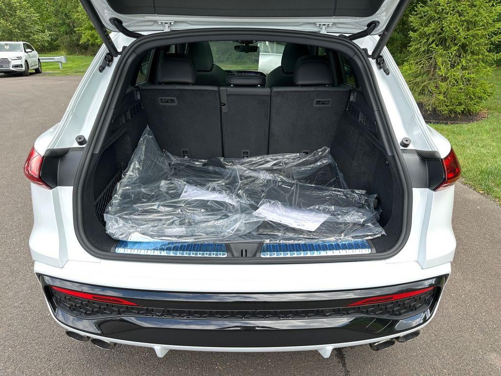 2026 Audi SQ5 Premium Plus TFSI quattro S tronic