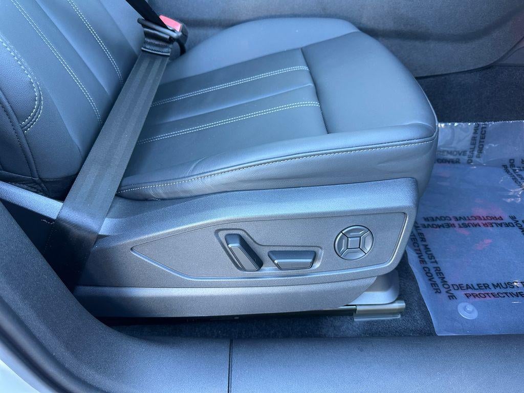 2025 Audi Q5 2.0T Premium Plus