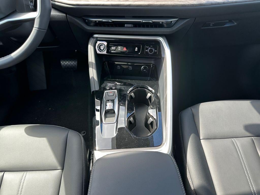 2026 Audi Q5 Premium Plus TFSI quattro S tronic