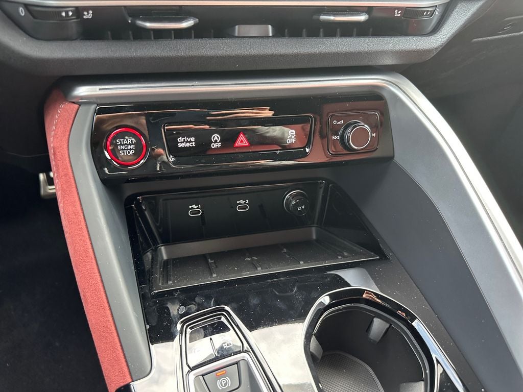 2025 Audi SQ5 3.0T Prestige quattro