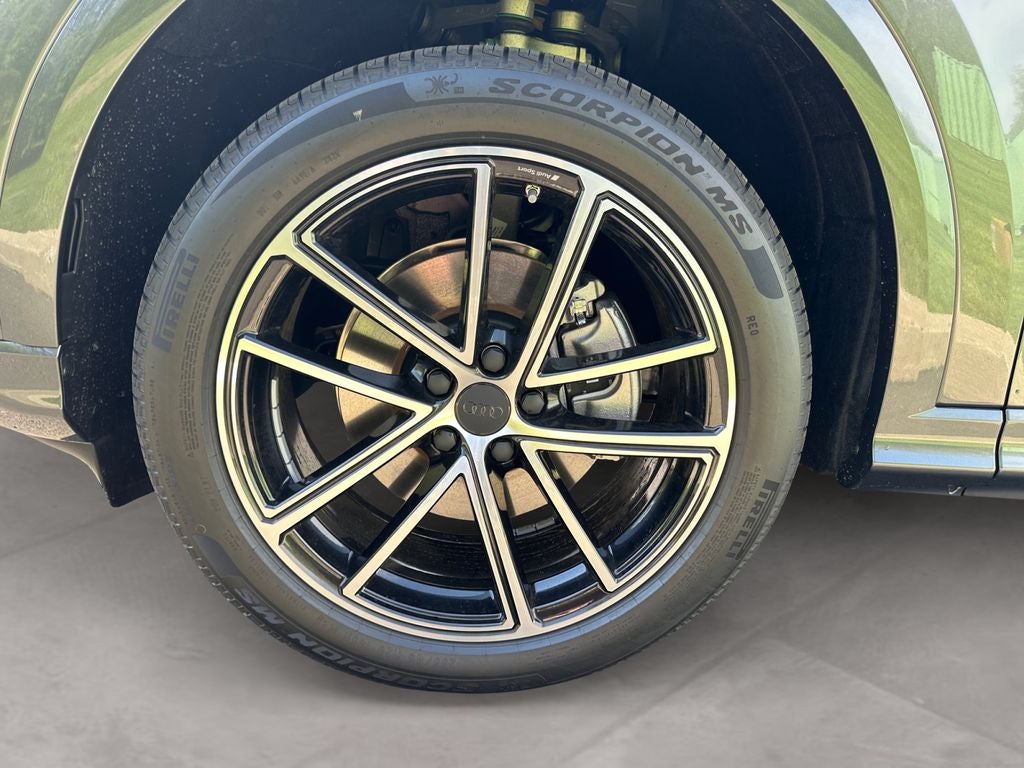 2026 Audi Q5 Premium Plus TFSI quattro S tronic