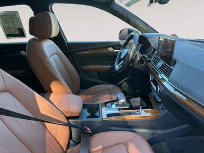 2024 Audi Q5 Premium 40 TFSI quattro S tronic
