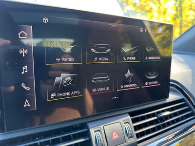 2024 Audi Q5 Premium 40 TFSI quattro S tronic