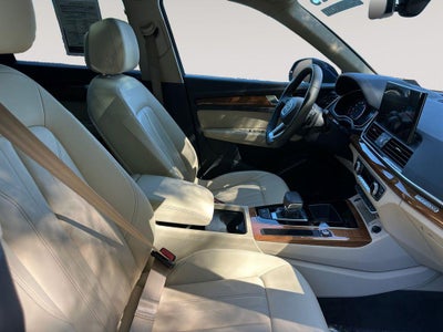 2023 Audi Q5 Premium 40 TFSI quattro S tronic