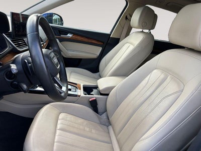 2023 Audi Q5 Premium 40 TFSI quattro S tronic