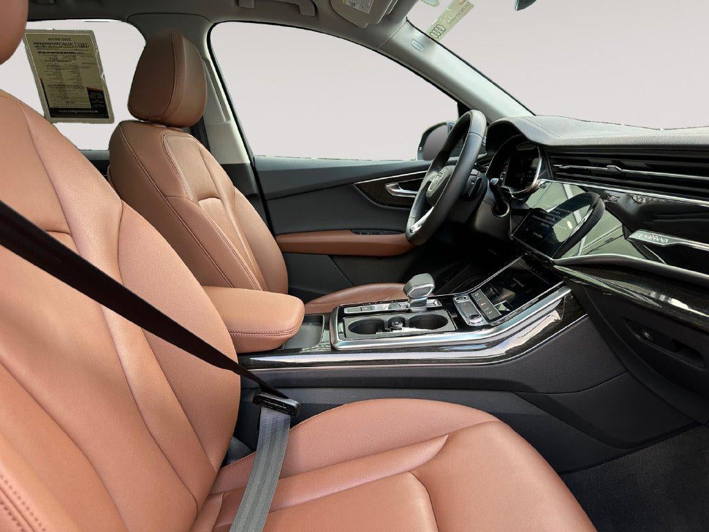 2023 Audi Q7 Premium 45 TFSI quattro Tiptronic