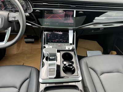 2026 Audi Q7 Premium