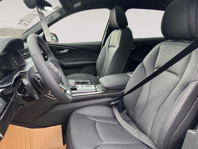 2026 Audi Q7 Premium