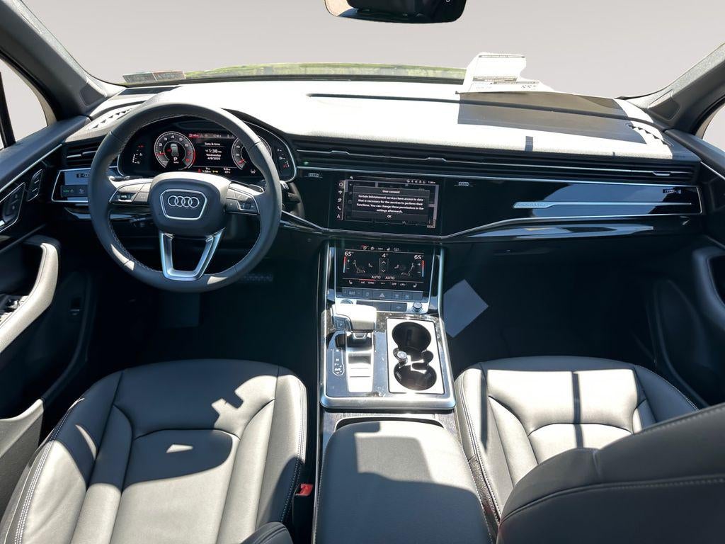 2026 Audi Q7 Premium