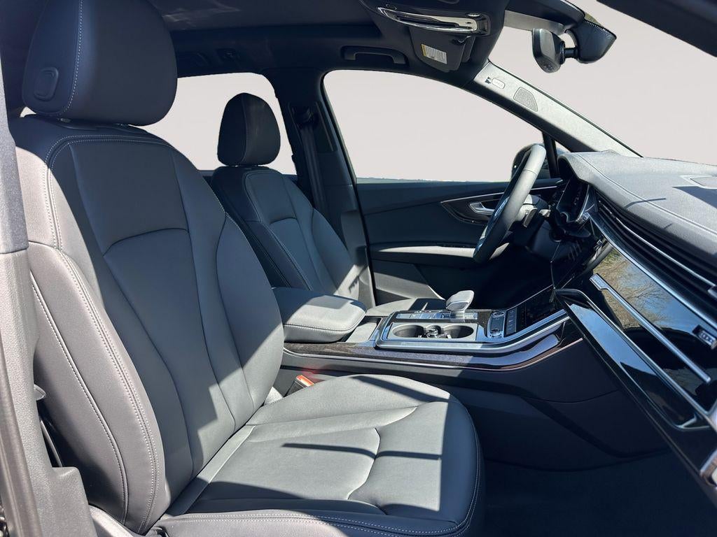 2026 Audi Q7 Premium