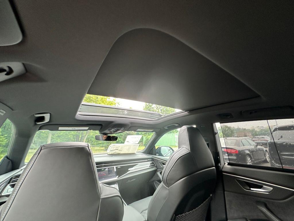 2026 Audi SQ8 Premium Plus