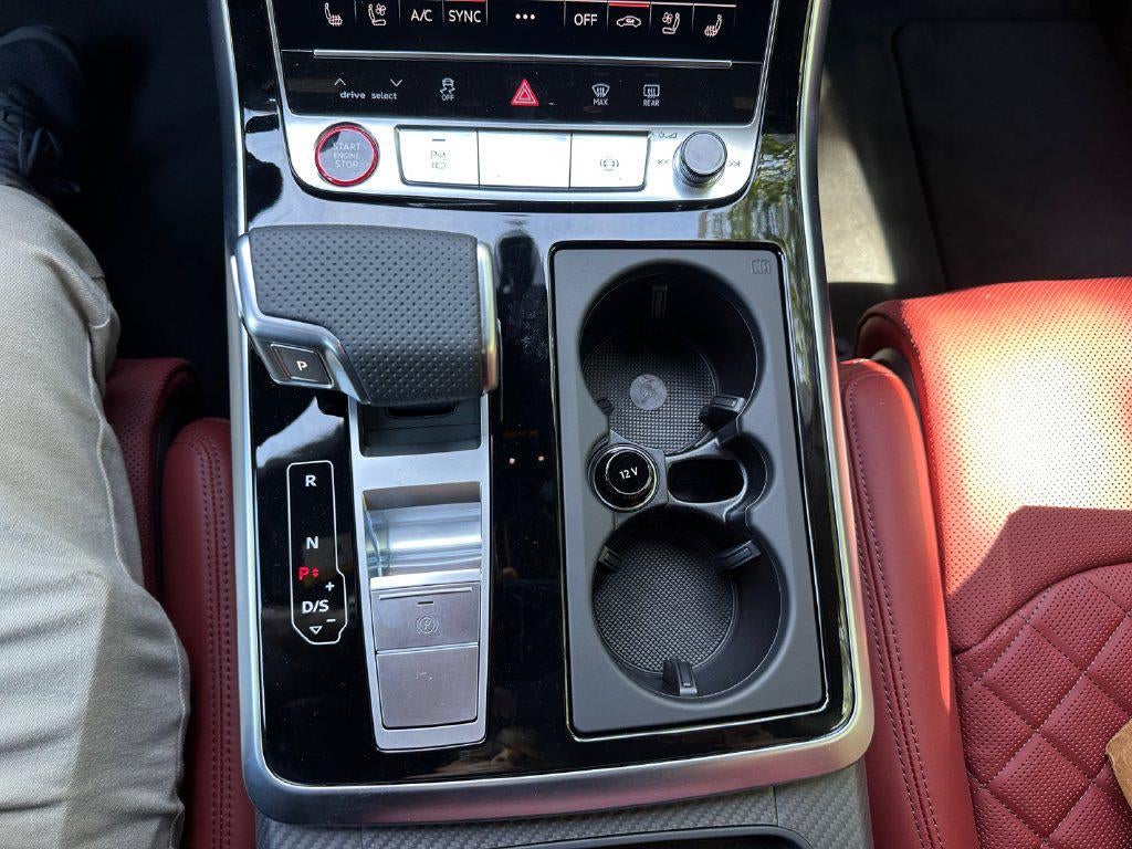 2027 Audi SQ8 Premium Plus