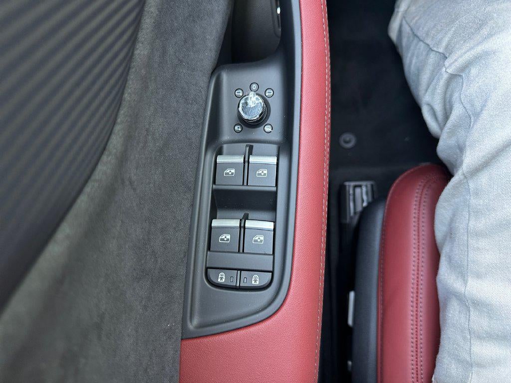 2027 Audi SQ8 Premium Plus