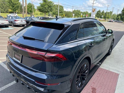 2026 Audi SQ8 Premium plus