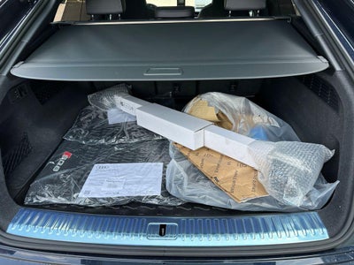 2026 Audi SQ8 Premium plus