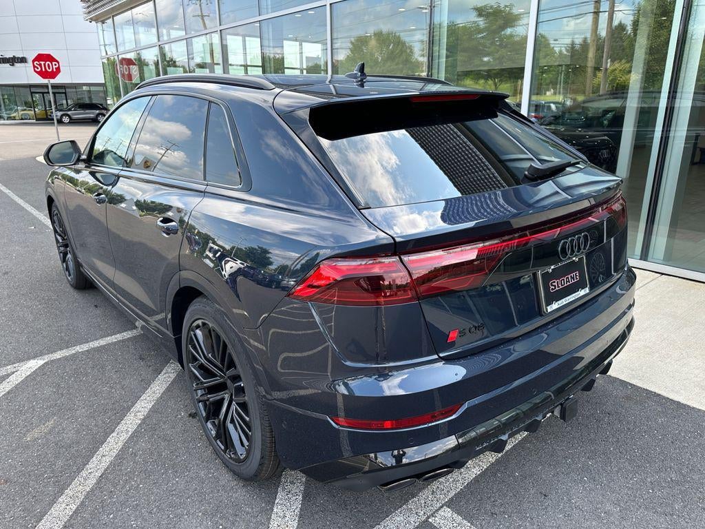 2026 Audi SQ8 Premium plus