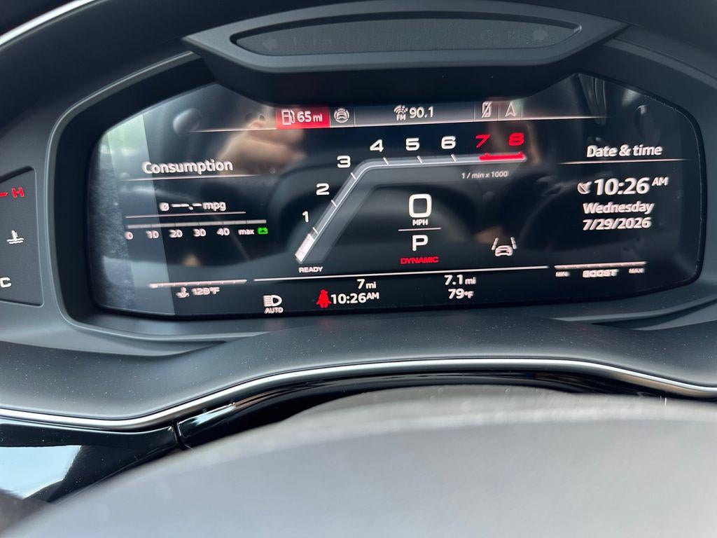 2026 Audi SQ8 Premium plus