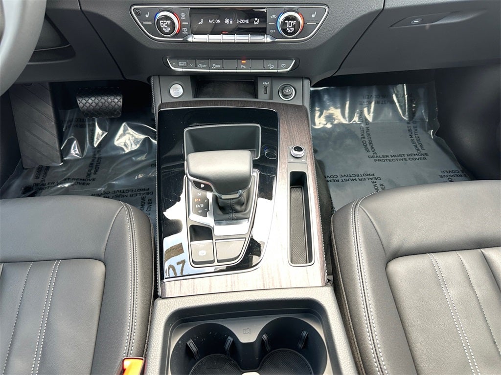 2023 Audi Q5 40 Premium Plus quattro