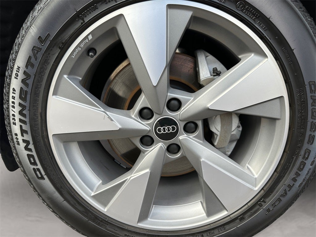 2023 Audi Q5 40 Premium Plus quattro