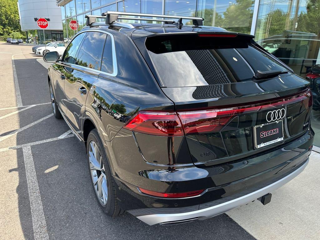 2026 Audi Q8 Premium plus
