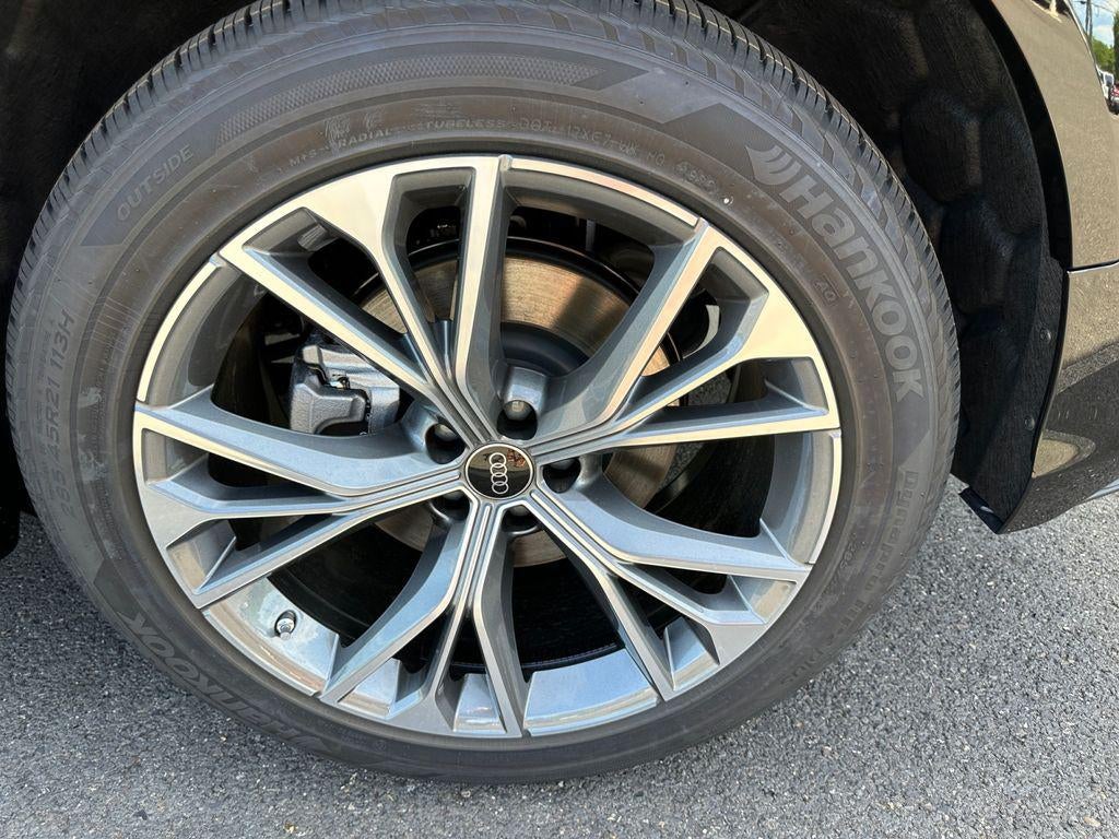 2026 Audi Q8 Premium plus