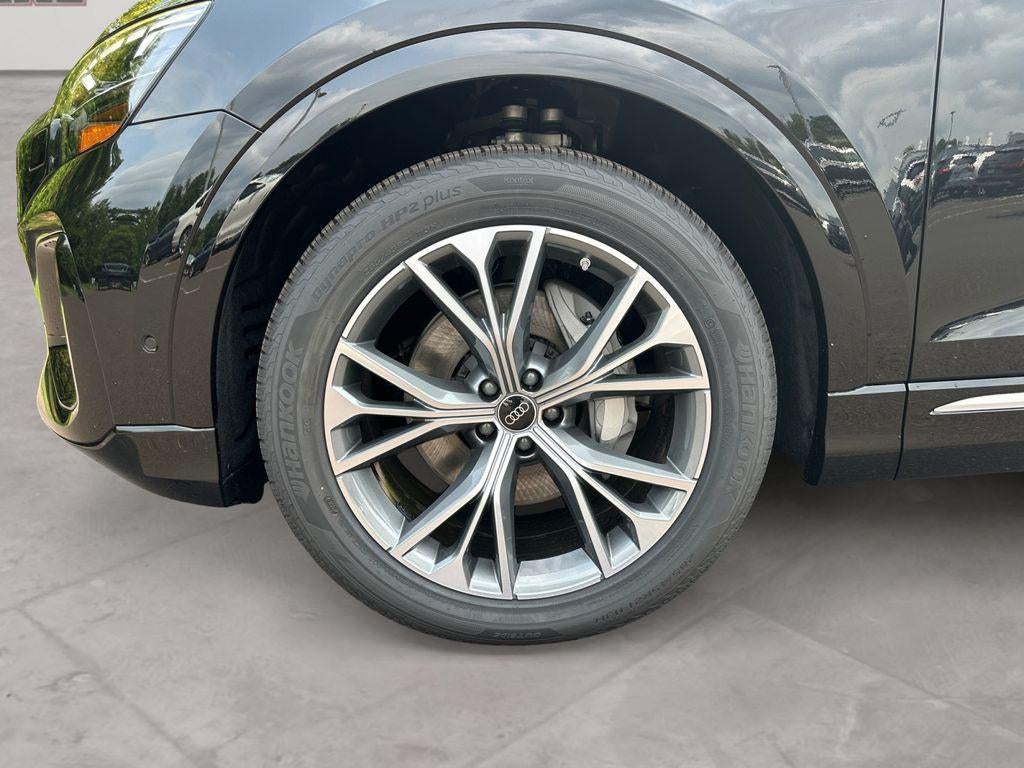 2026 Audi Q8 Premium plus