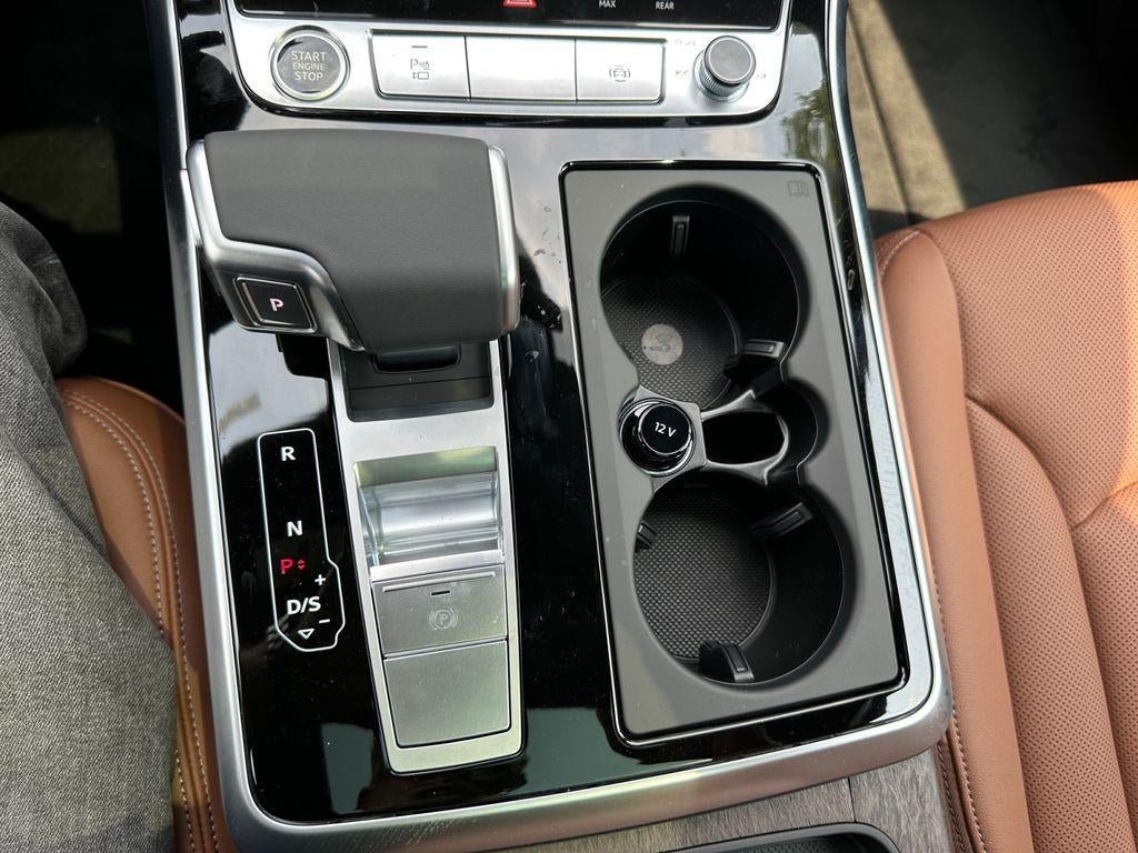 2026 Audi Q8 Premium plus