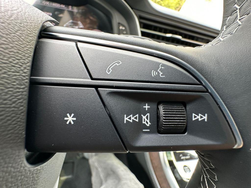 2026 Audi Q8 Premium plus