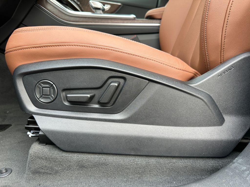2026 Audi Q8 Premium plus