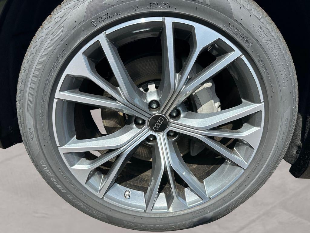 2026 Audi Q8 Premium plus