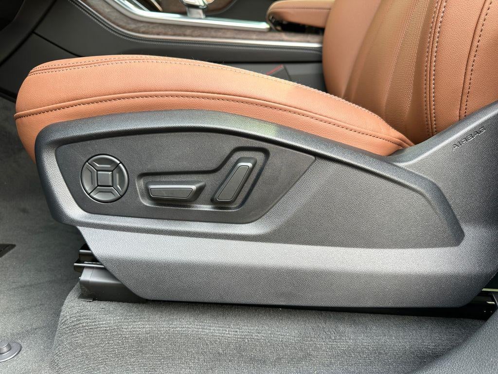 2026 Audi Q8 Premium plus