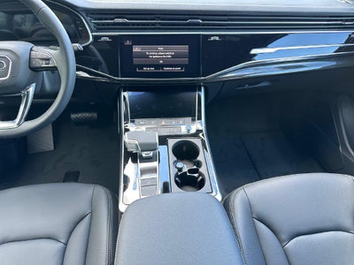 2026 Audi Q7 Premium