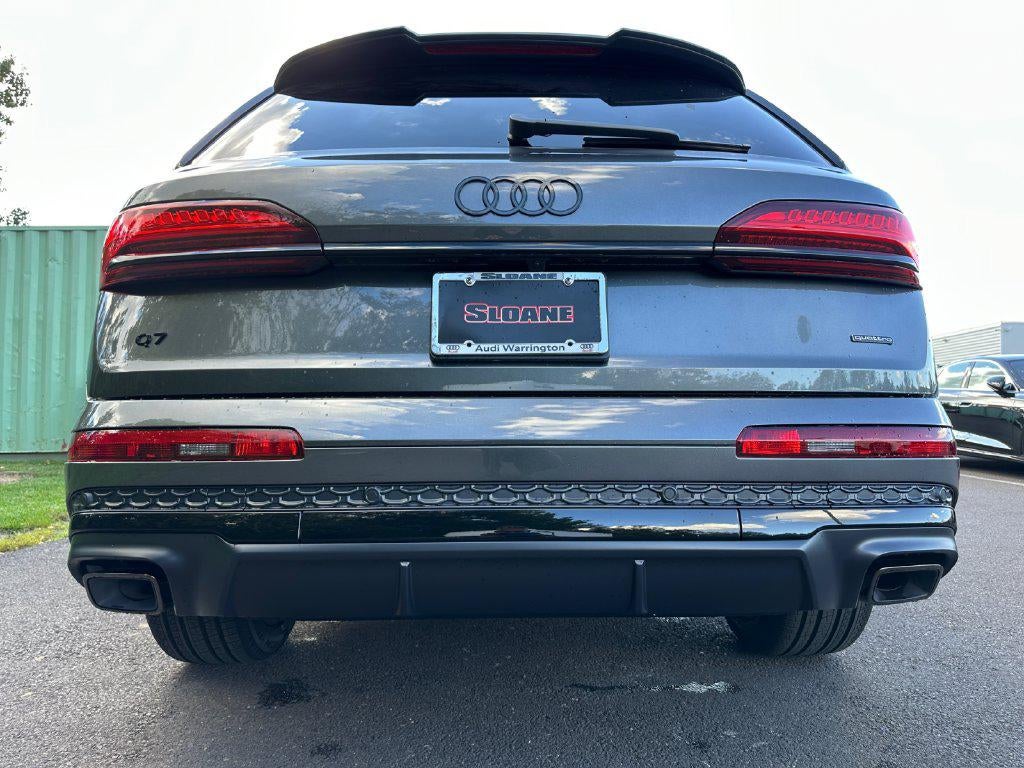 2026 Audi Q7 Premium