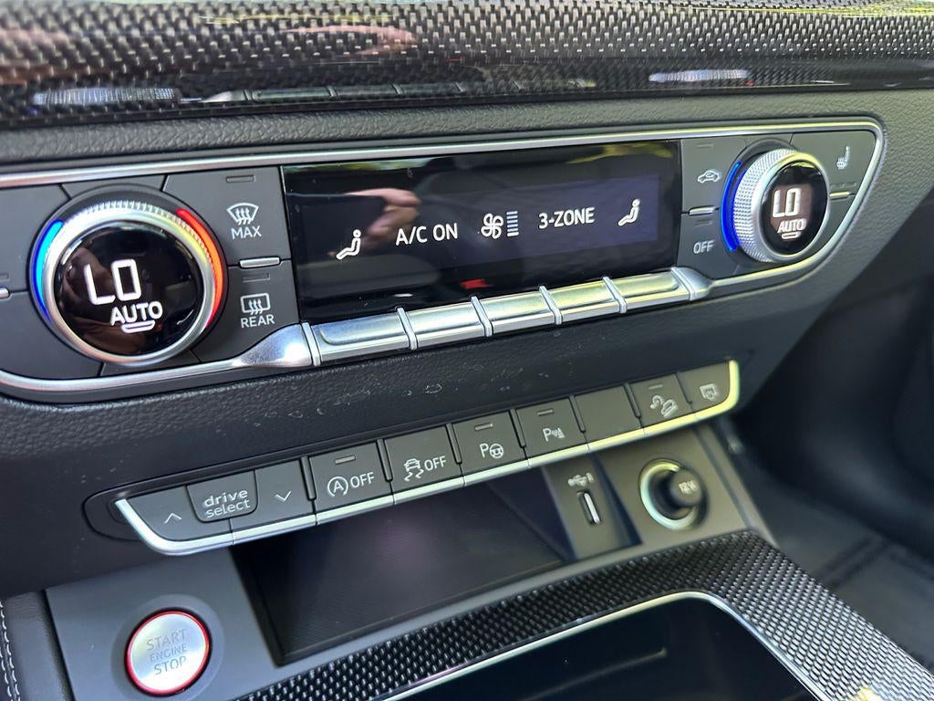 2024 Audi SQ5 Prestige TFSI quattro Tiptronic
