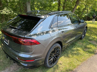 2026 Audi SQ8 Prestige