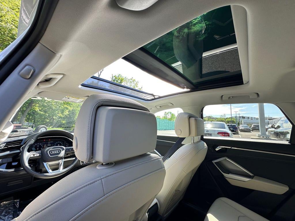 2022 Audi Q3 Premium 45 TFSI S line quattro Tiptronic