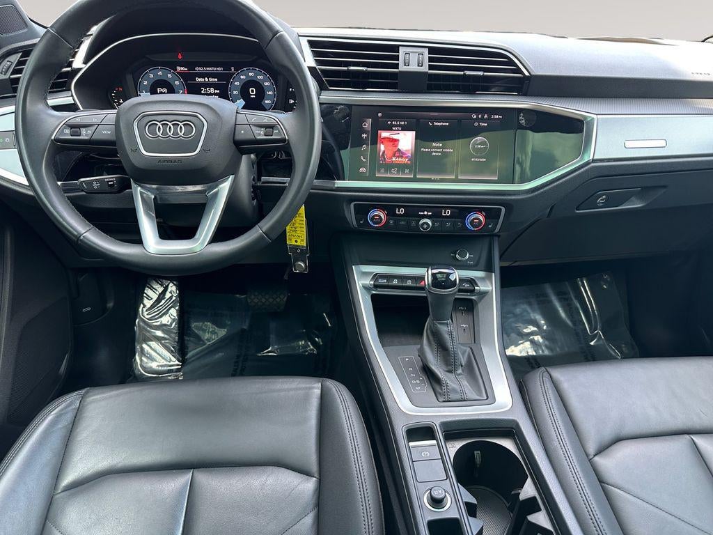 2025 Audi Q3 Premium 45 TFSI S line quattro Tiptronic