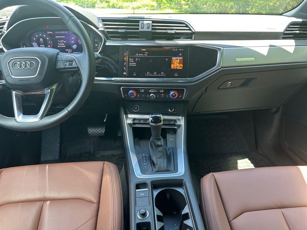 2025 Audi Q3 Premium 45 TFSI S line quattro Tiptronic