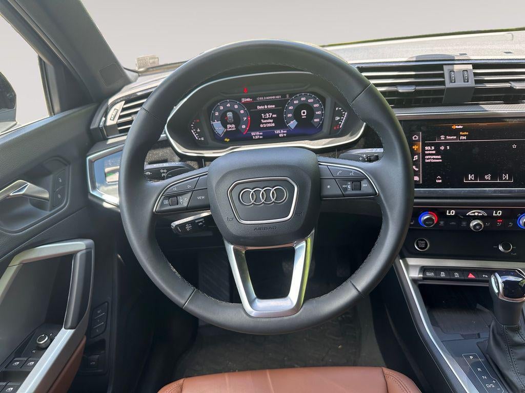 2025 Audi Q3 Premium 45 TFSI S line quattro Tiptronic