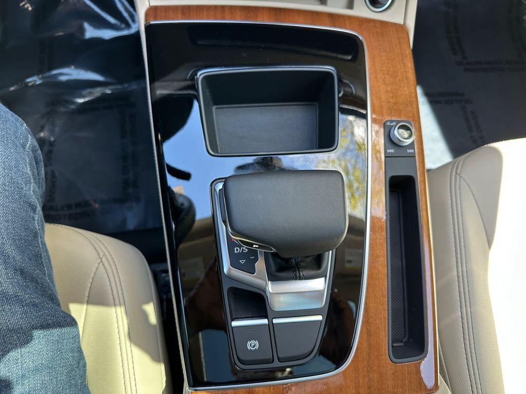 2023 Audi Q5 Premium Plus 45 TFSI S line quattro